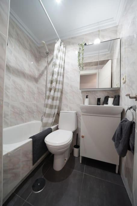 Bonito Y Acogedor Apartamento En Santander Esterno foto